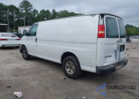 2005 GMC Savana Standard из США, поврежденный, VIN 1GTFG15X851264957
